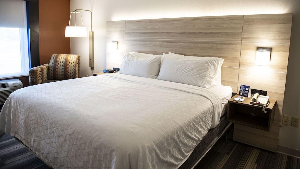 Holiday Inn Express Hotel & Suites Sedalia By Ihg Εξωτερικό φωτογραφία