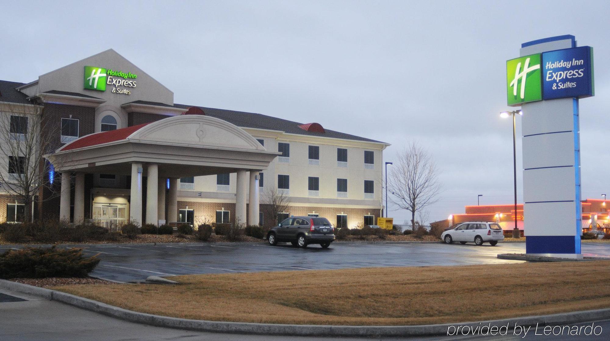 Holiday Inn Express Hotel & Suites Sedalia By Ihg Εξωτερικό φωτογραφία