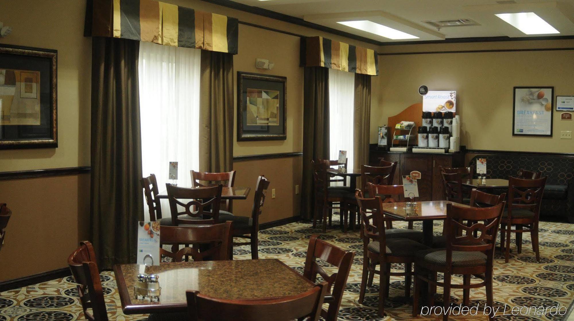 Holiday Inn Express Hotel & Suites Sedalia By Ihg Εξωτερικό φωτογραφία